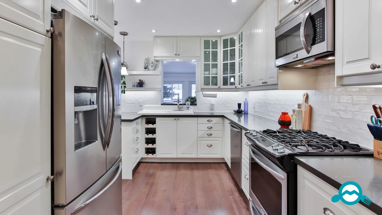 galley-kitchen-design-ideas-maximize-space